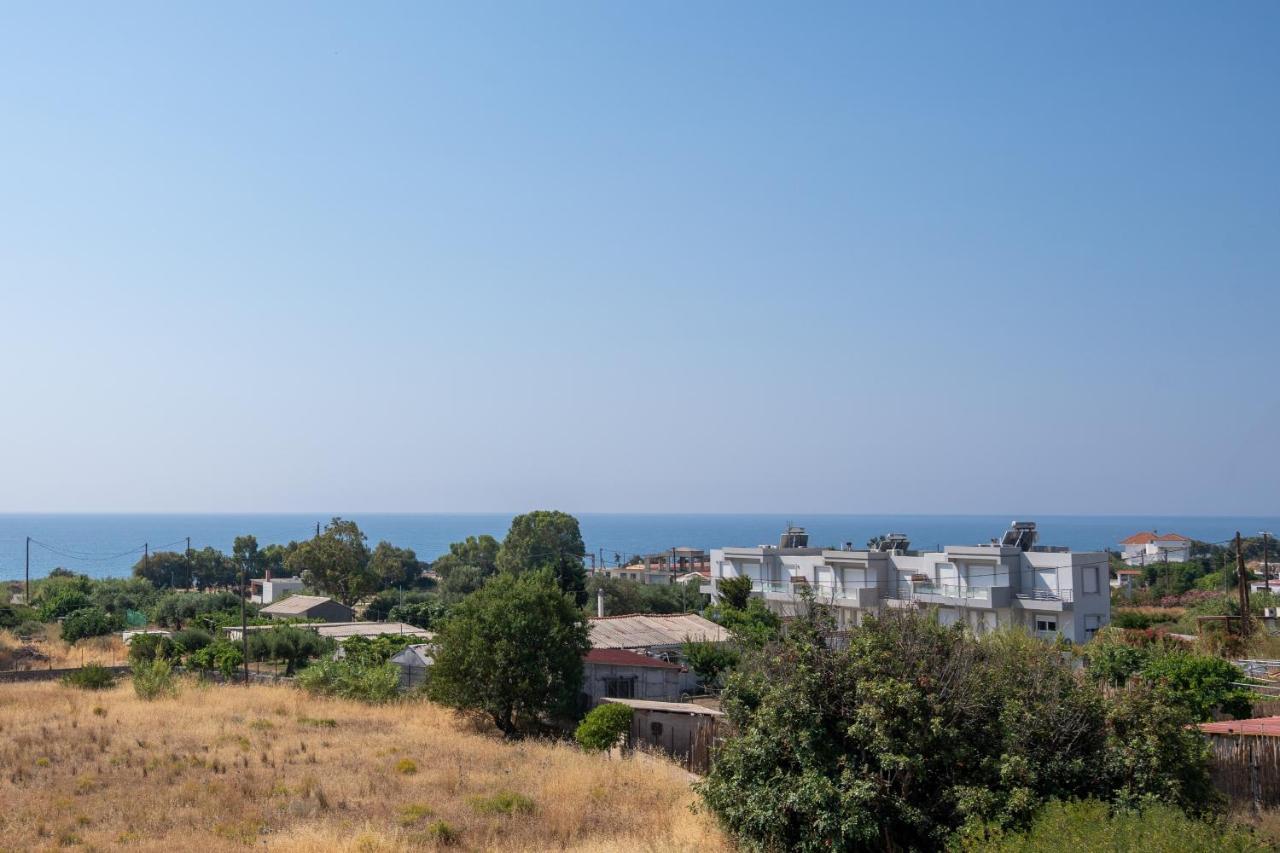 Lungo Mare Apartment Генади Екстериор снимка