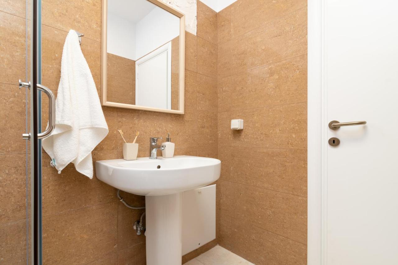 Lungo Mare Apartment Генади Екстериор снимка