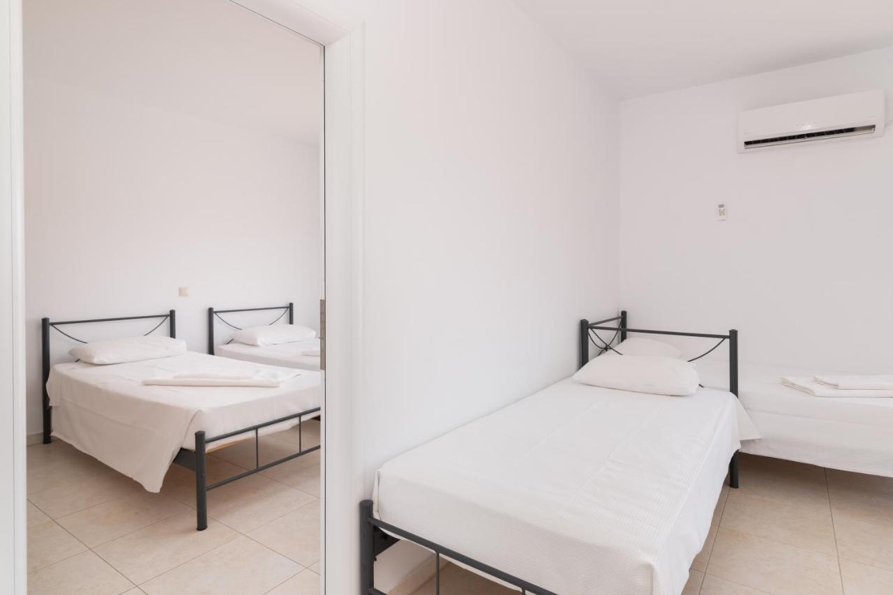 Lungo Mare Apartment Генади Екстериор снимка